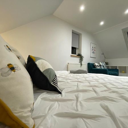 Unique Luxury Detached Apartment In Windsor That Sleeps 4 المظهر الخارجي الصورة