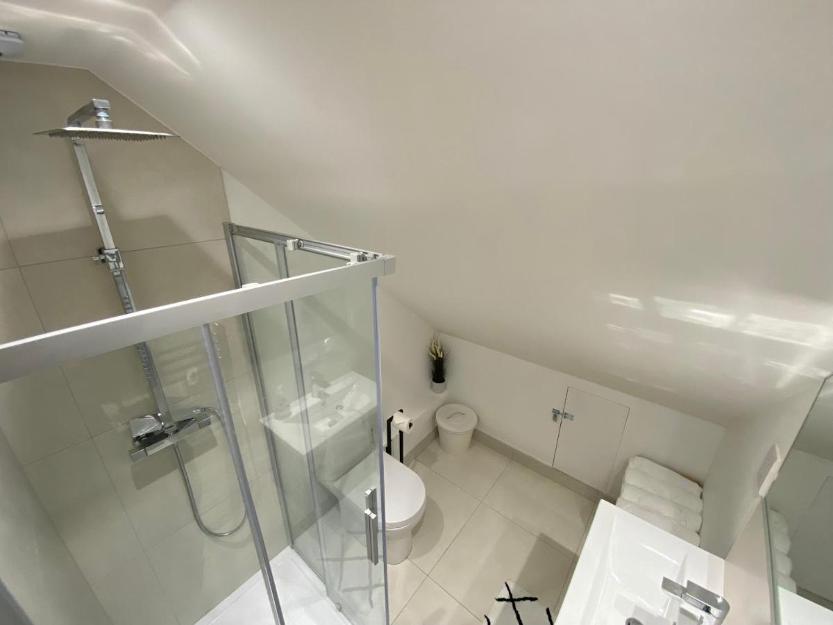 Unique Luxury Detached Apartment In Windsor That Sleeps 4 المظهر الخارجي الصورة