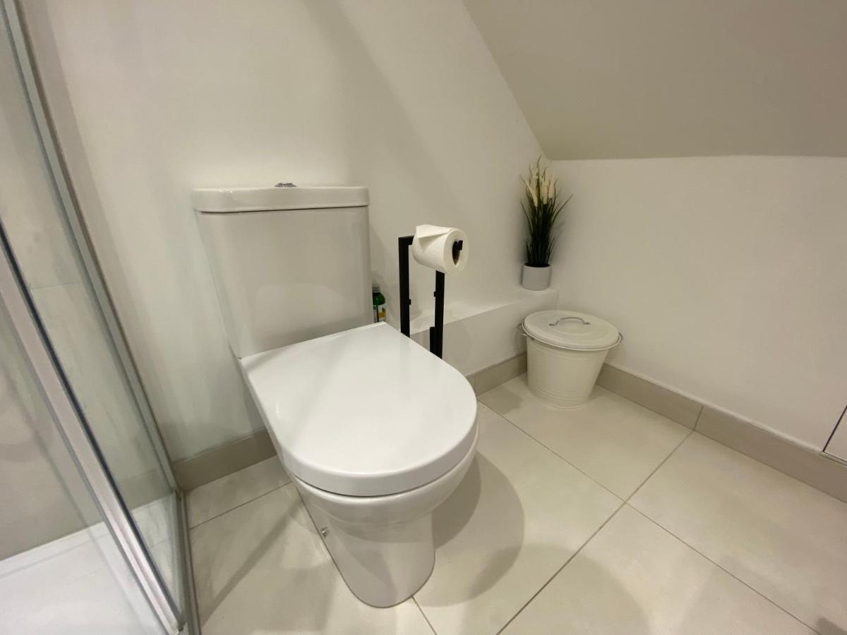 Unique Luxury Detached Apartment In Windsor That Sleeps 4 المظهر الخارجي الصورة